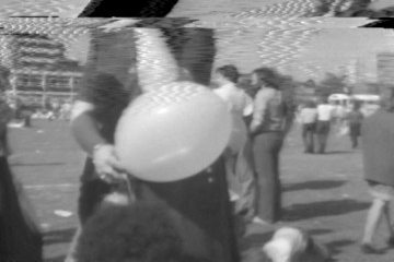 play video for E1 '75 (2)